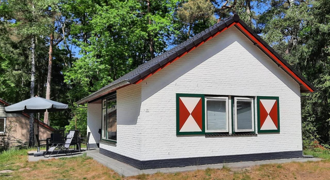 Bungalow, Vrijstaand, Het Vosseven Nr 38 Stramproy Exterior foto